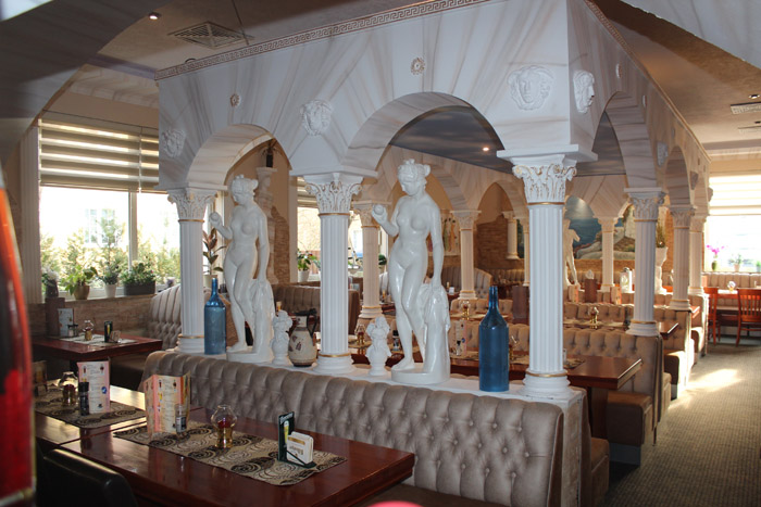 Griechischer Salat auf Teller